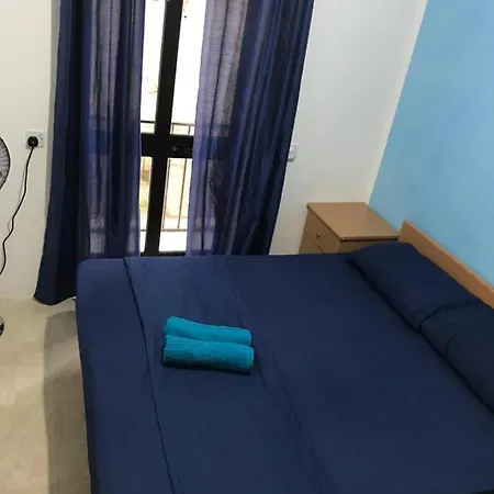 Centre דירה Gzira